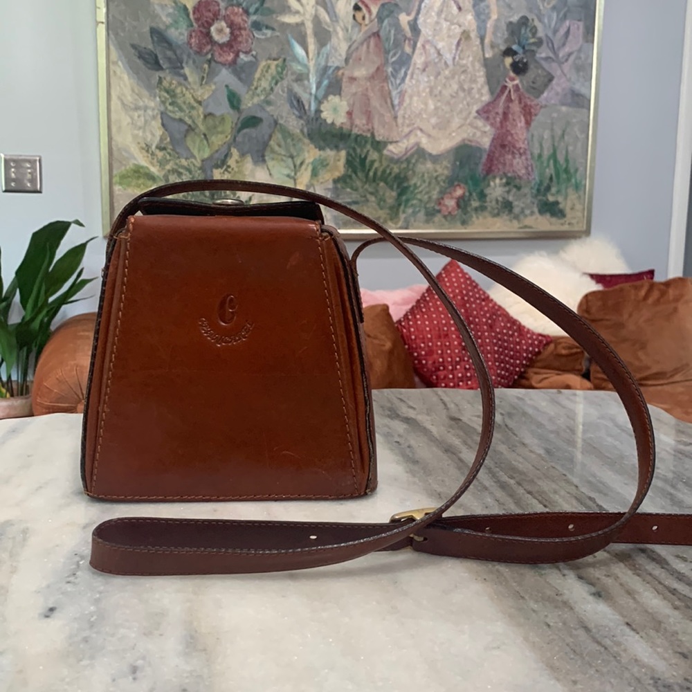 Ceancarel Leather Crossbody Bag